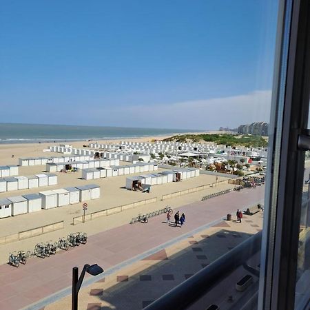 Appartement Zeedijk Heist Met Garage Knokke-Le-Zoute Extérieur photo